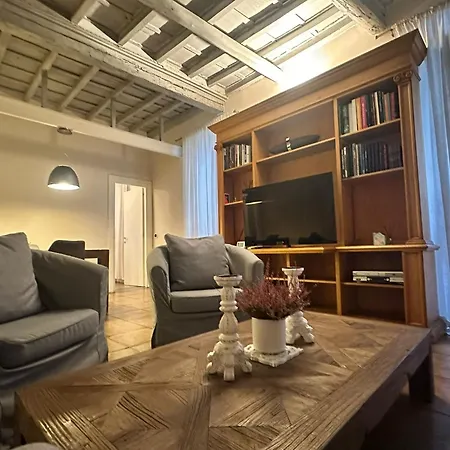 In By The Pantheon * Rom