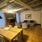 Apartment In By The Pantheon Rome